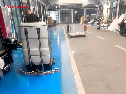电子厂洁净车间轻型悬臂吊项目